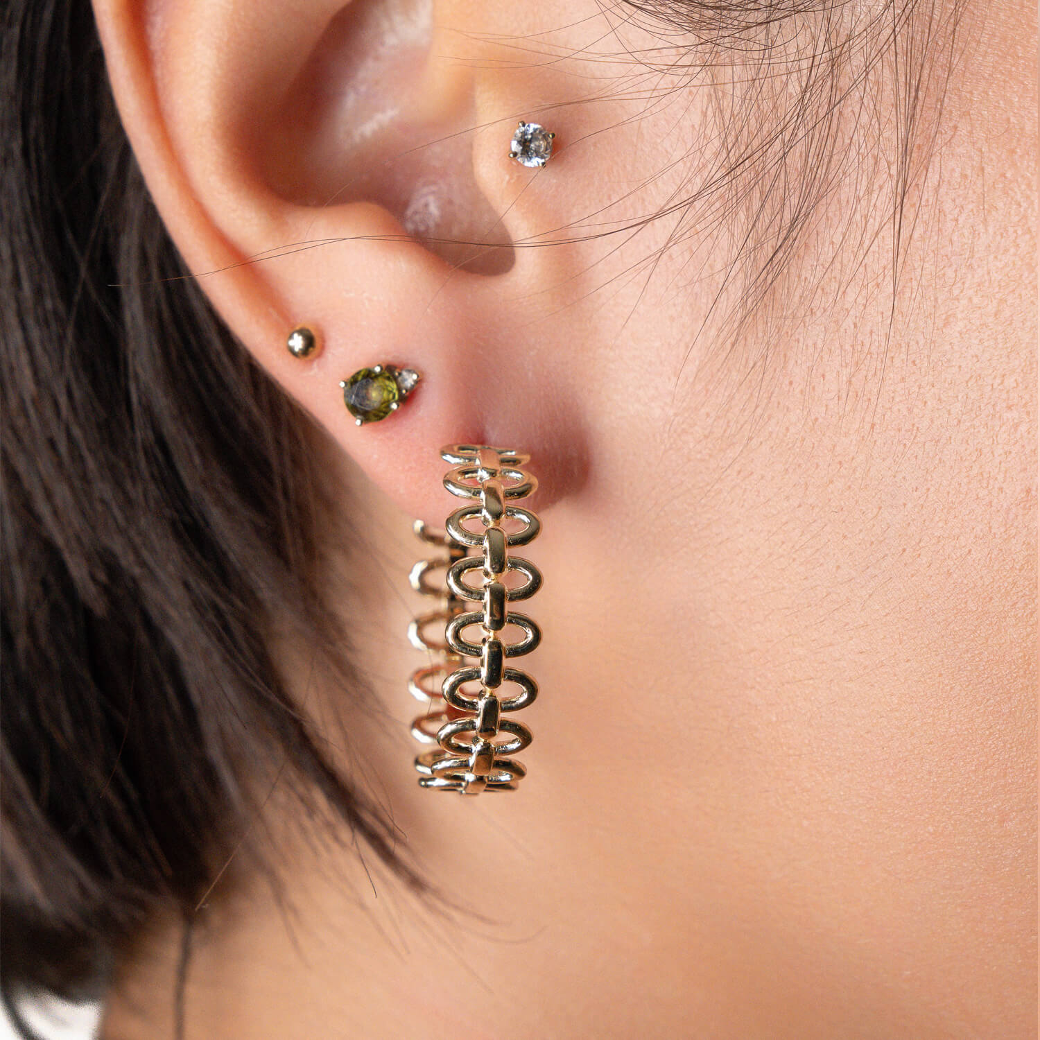 GOLDEN LINK HOOPS