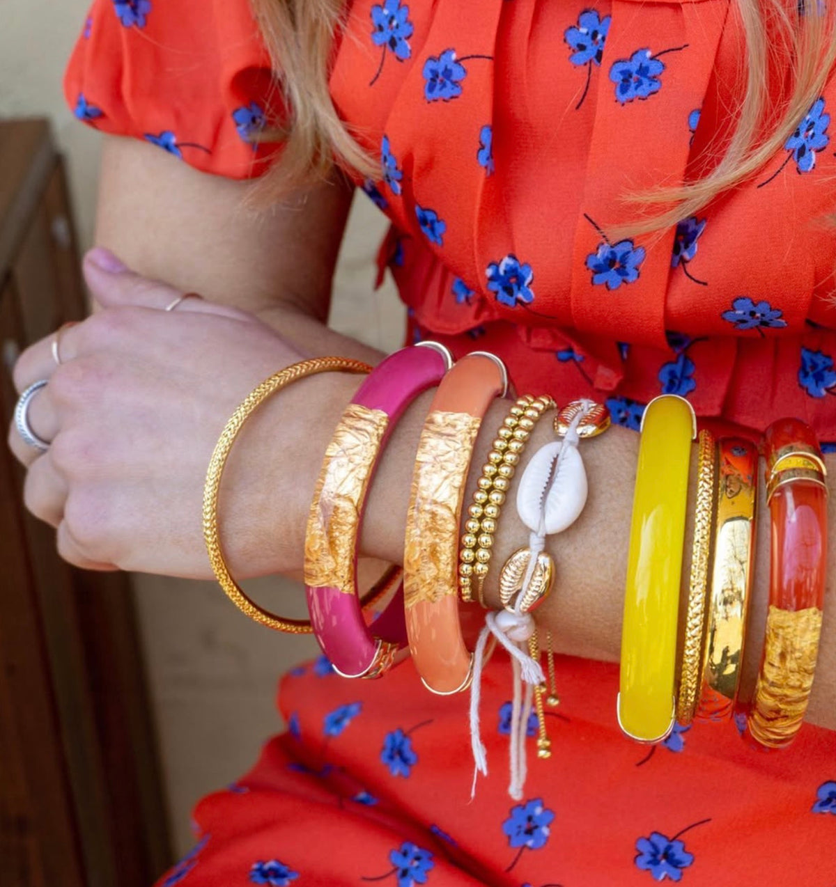 SAMPLE SALE - Gold Leaf Thin Cabochon Lucite Bangles