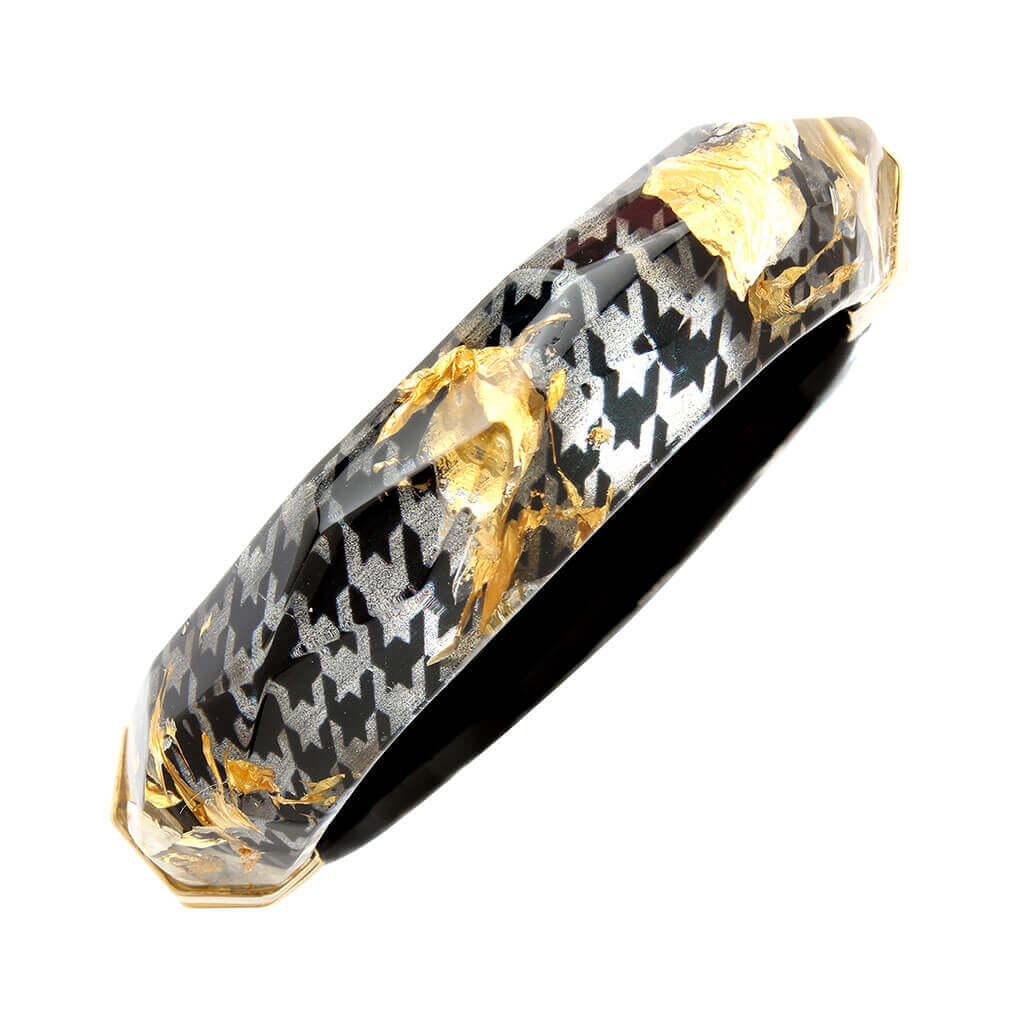 Faceted Lucite Bangle in Houndstooth